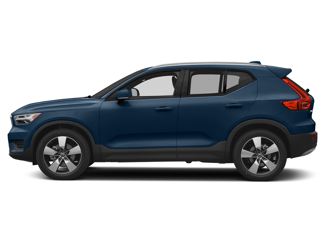 2021 Volvo XC40 Momentum photo 3