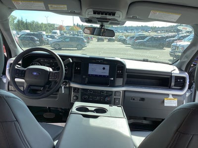 2027 Ford Super Duty F-550 DRW F-550® XL