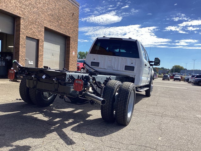2027 Ford Super Duty F-550 DRW F-550® XL