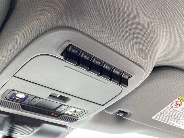 2027 Ford Super Duty F-550 DRW F-550® XL