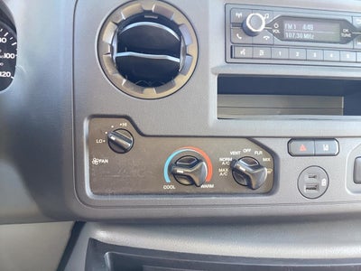 2025 Ford E-Series Cutaway E-350 SRW