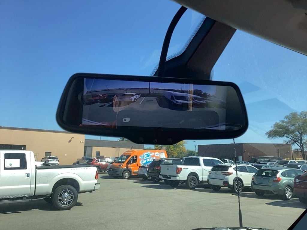 2025 Ford E-Series Cutaway E-350 SRW