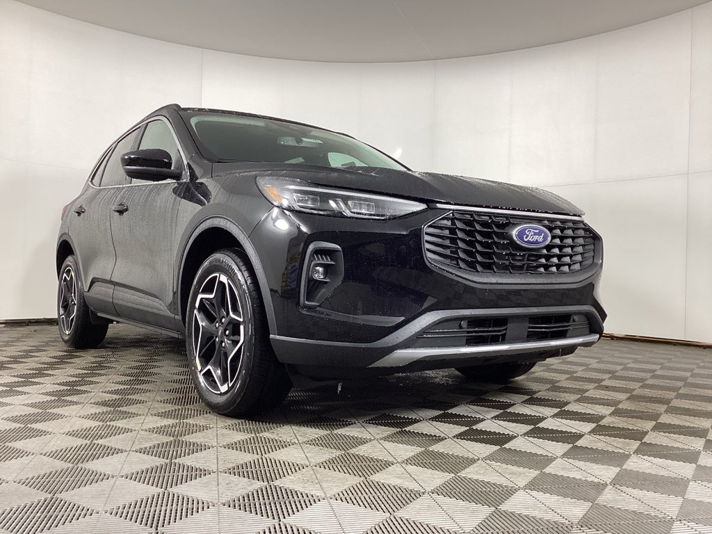 2026 Ford Escape Platinum™