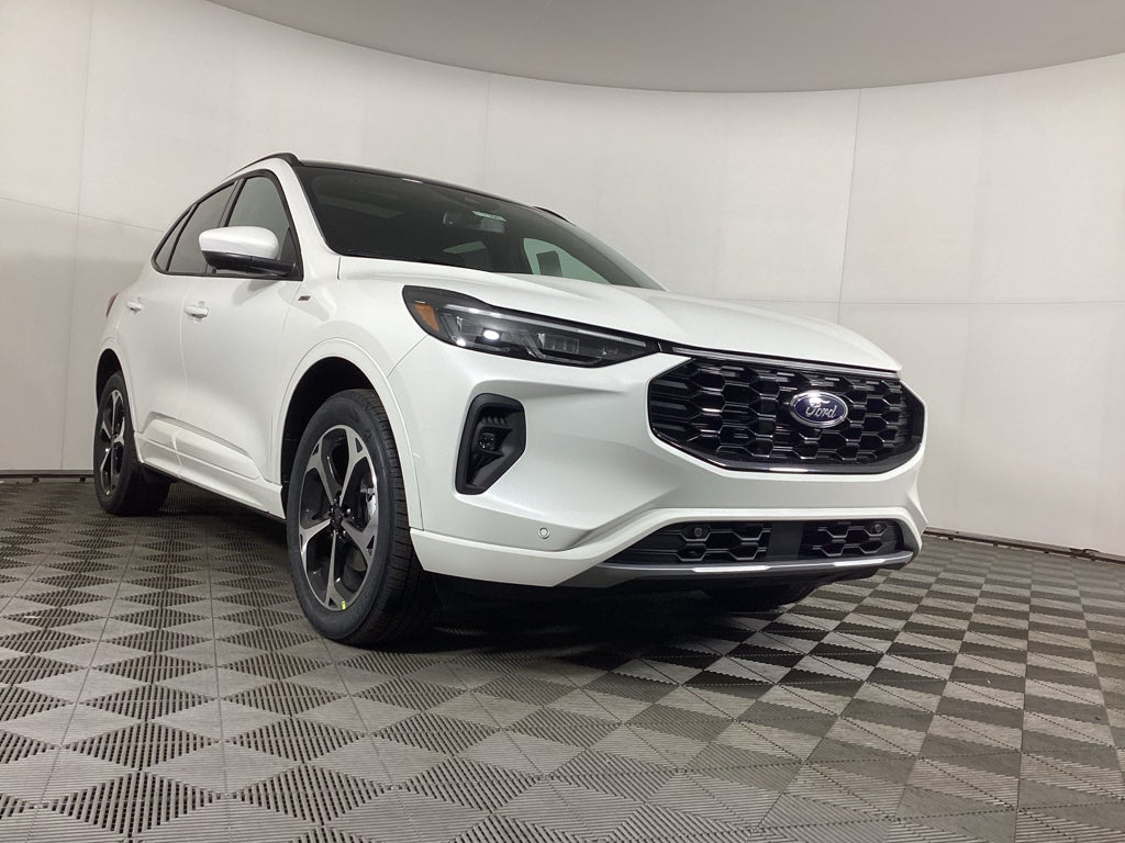 2026 Ford Escape ST-Line Elite