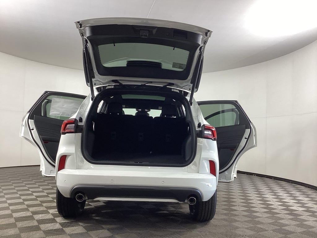 2026 Ford Escape ST-Line Elite