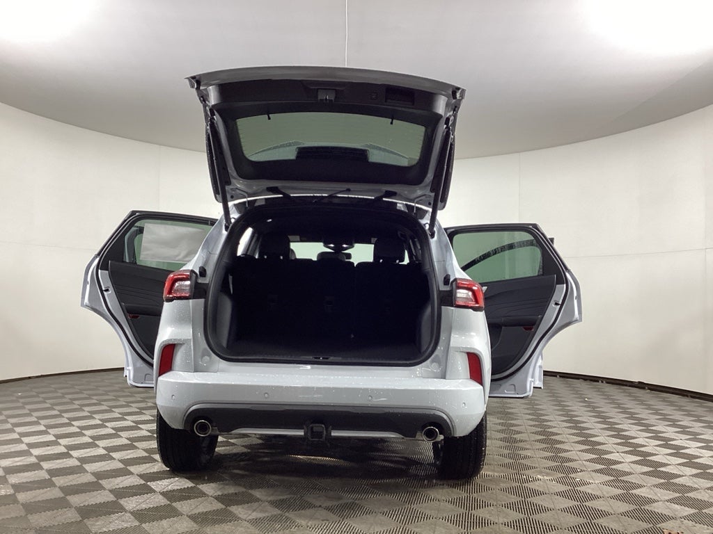 2026 Ford Escape ST-Line Elite