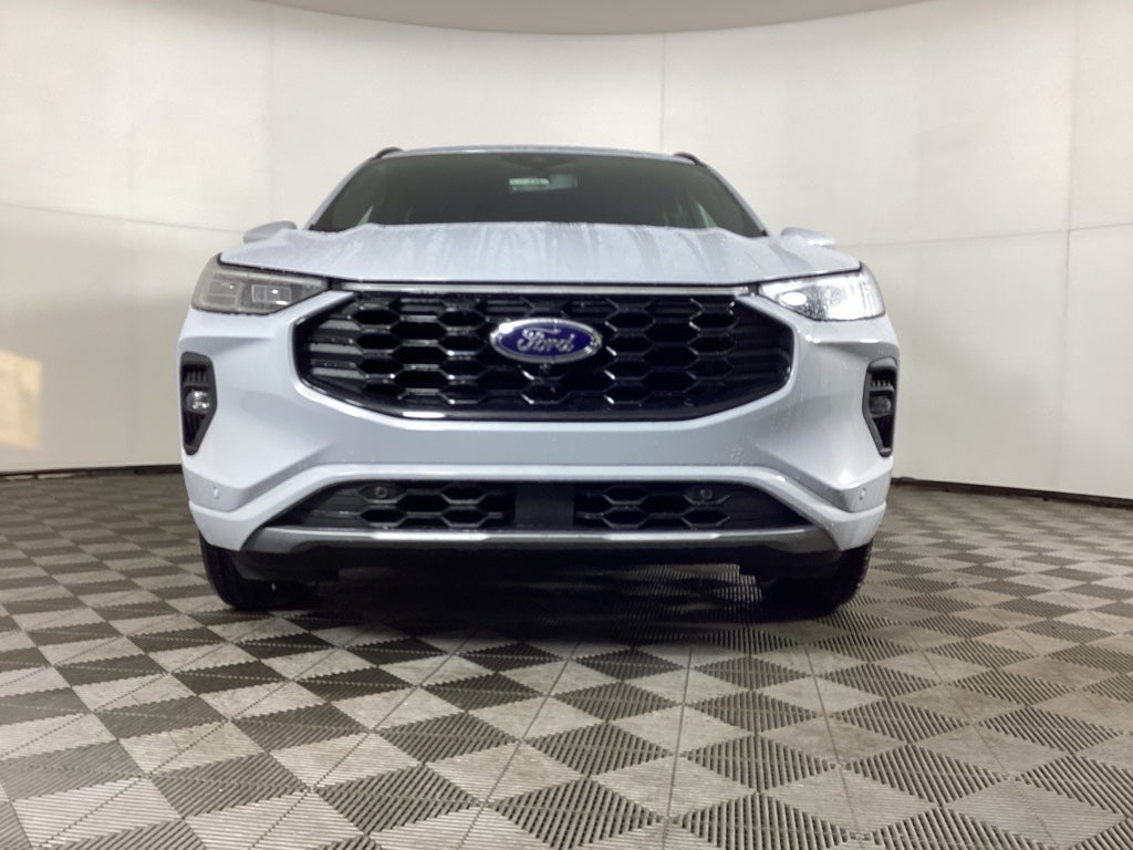 2026 Ford Escape ST-Line Elite