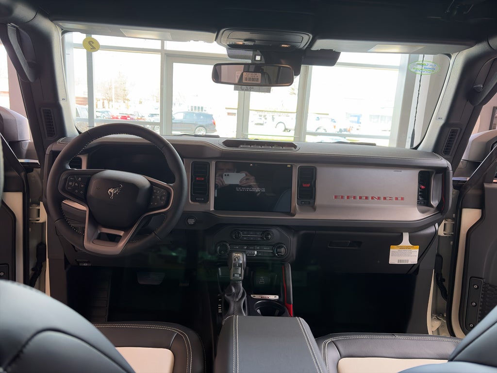 2026 Ford Bronco Outer Banks®