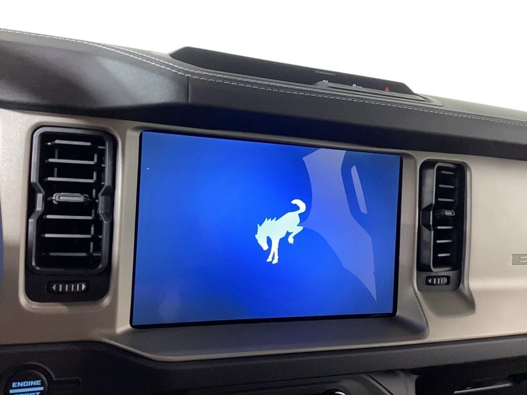 2025 Ford Bronco Outer Banks®