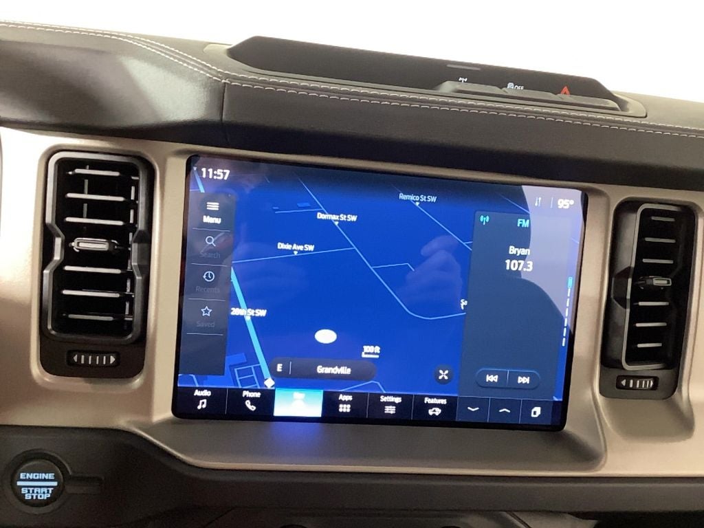 2025 Ford Bronco Outer Banks®