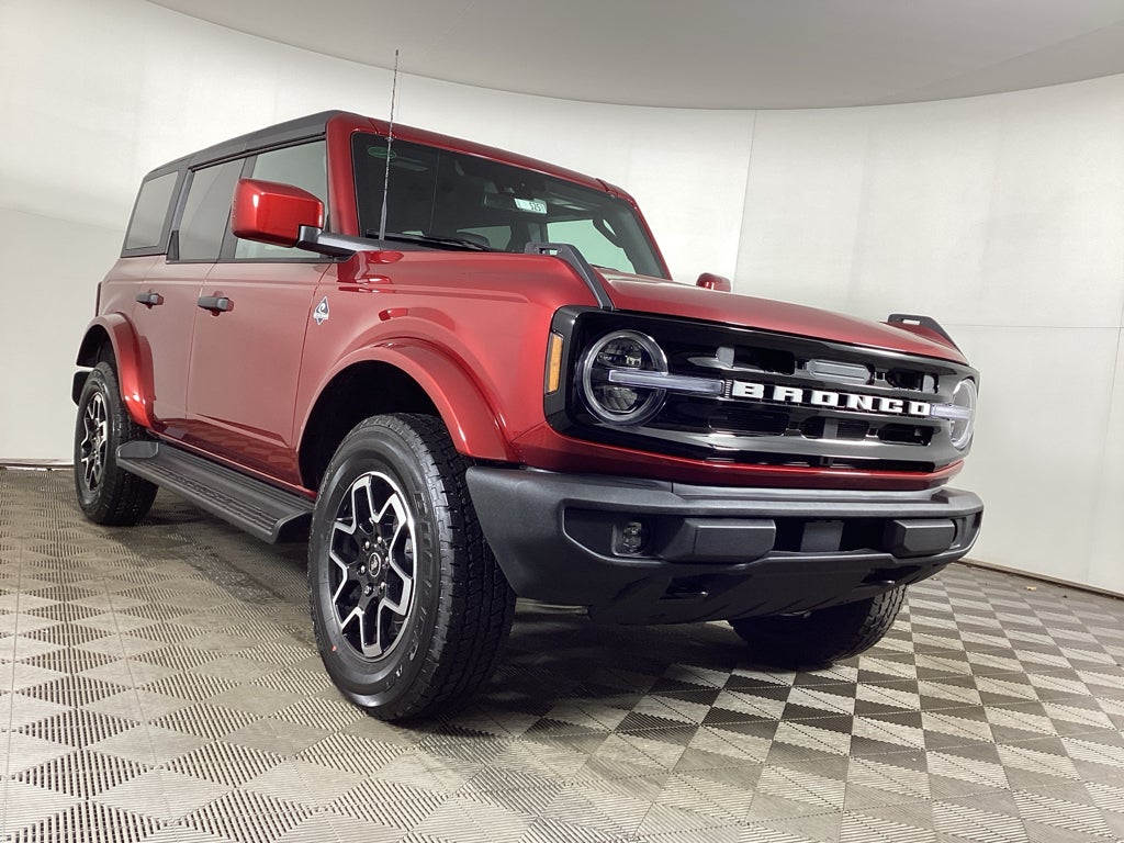 2026 Ford Bronco Outer Banks®