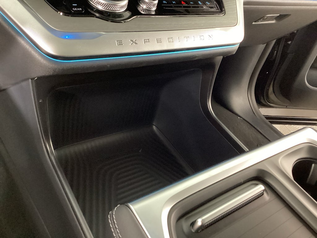 2026 Ford Expedition Max MAX Platinum®