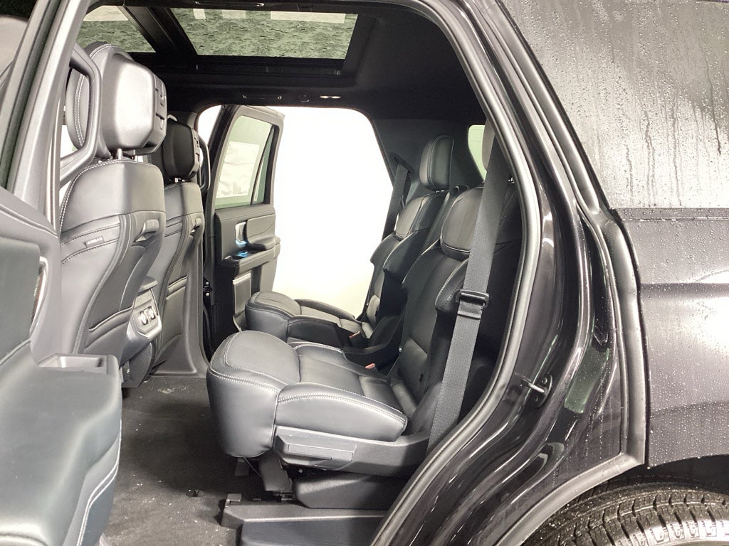 2026 Ford Expedition Platinum®