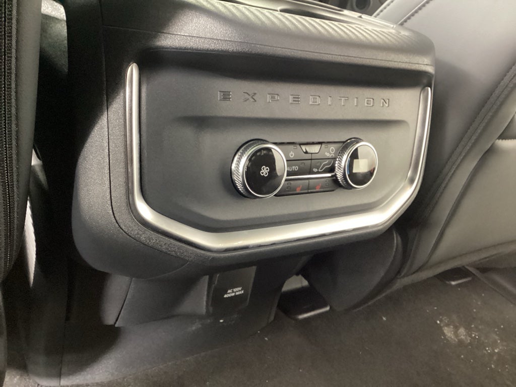 2026 Ford Expedition Platinum®