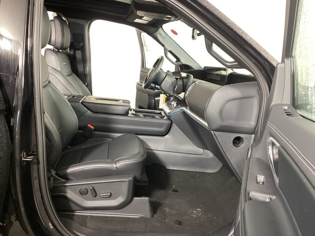 2026 Ford Expedition Platinum®