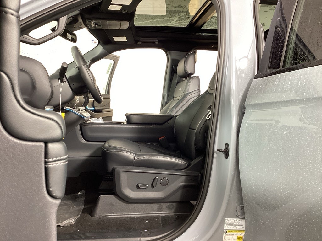 2025 Ford Expedition Platinum®