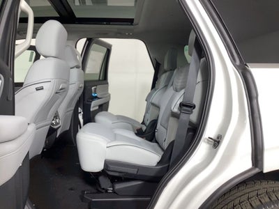 2025 Ford Expedition Platinum®