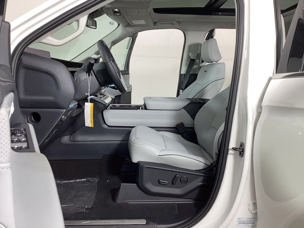 2025 Ford Expedition Platinum®