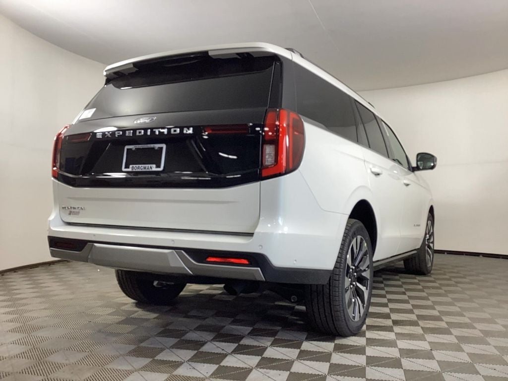 2025 Ford Expedition Platinum®