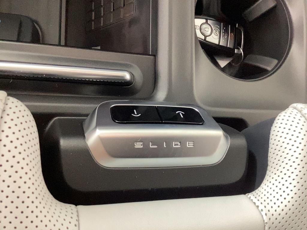 2025 Ford Expedition Platinum®