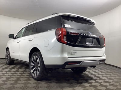 2025 Ford Expedition Platinum®