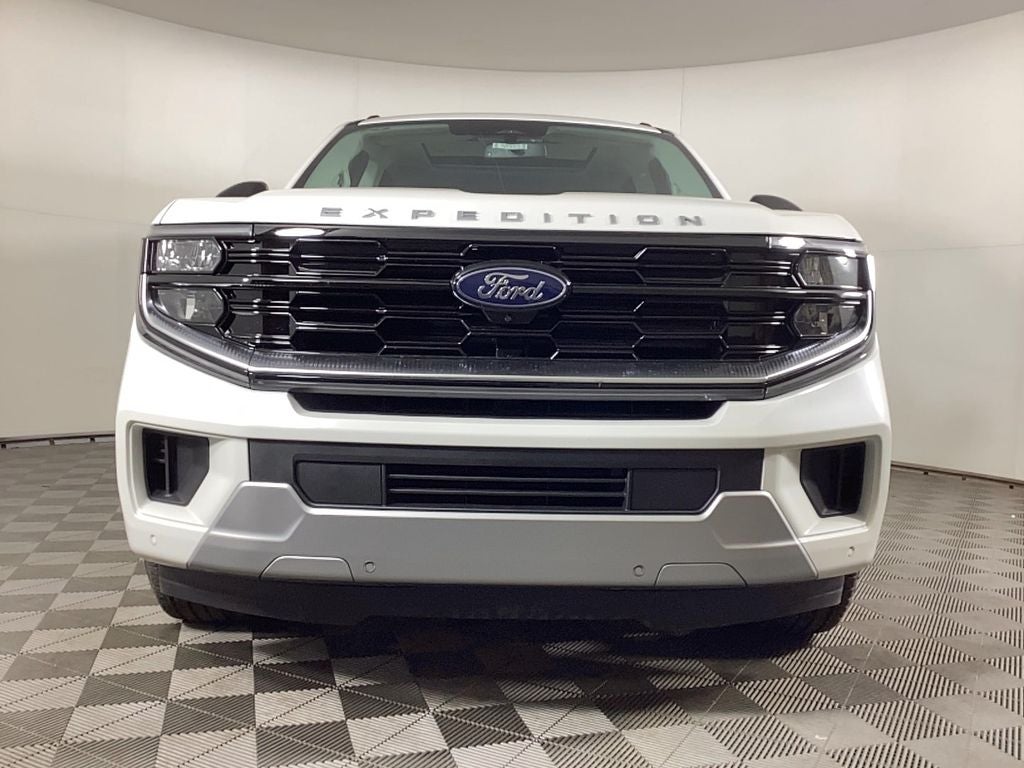 2025 Ford Expedition Platinum®