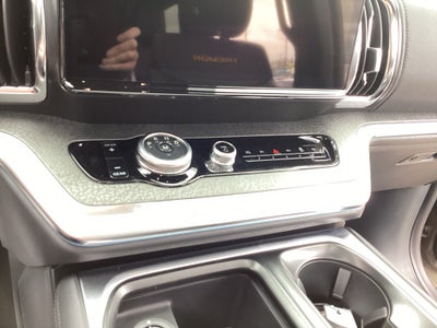 2026 Ford Expedition Tremor®