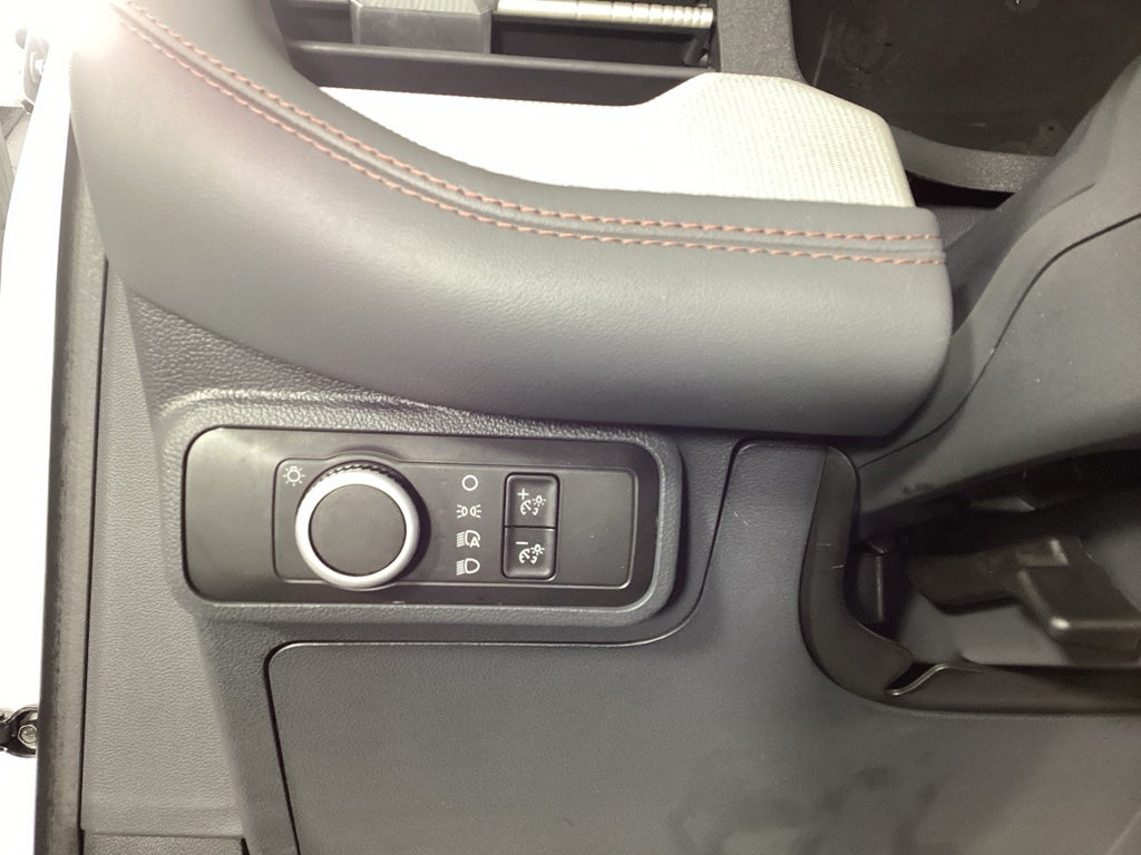 2026 Ford Explorer Active 100A