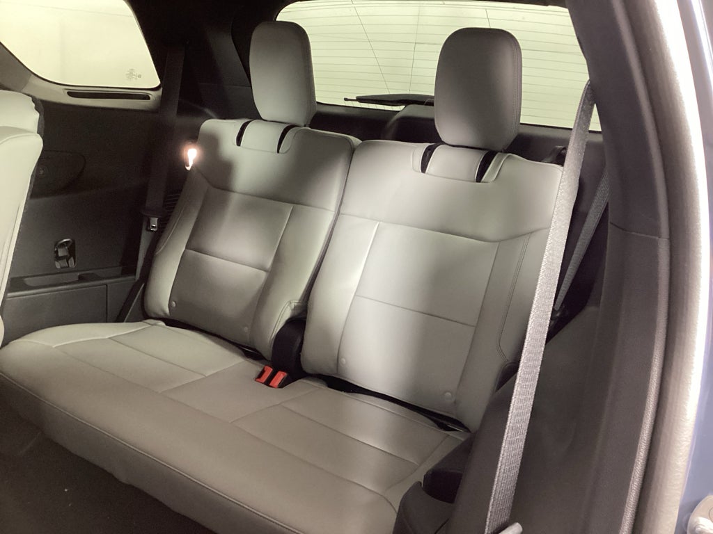 2027 Ford Explorer 4DR 4WD ACTIVE