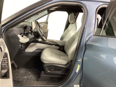 2027 Ford Explorer 4DR 4WD ACTIVE