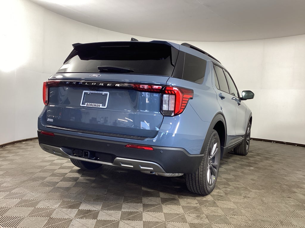 2027 Ford Explorer 4DR 4WD ACTIVE