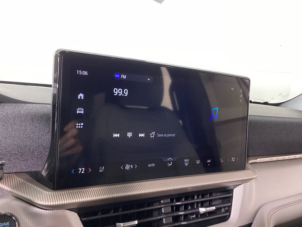 2027 Ford Explorer 4DR 4WD ACTIVE