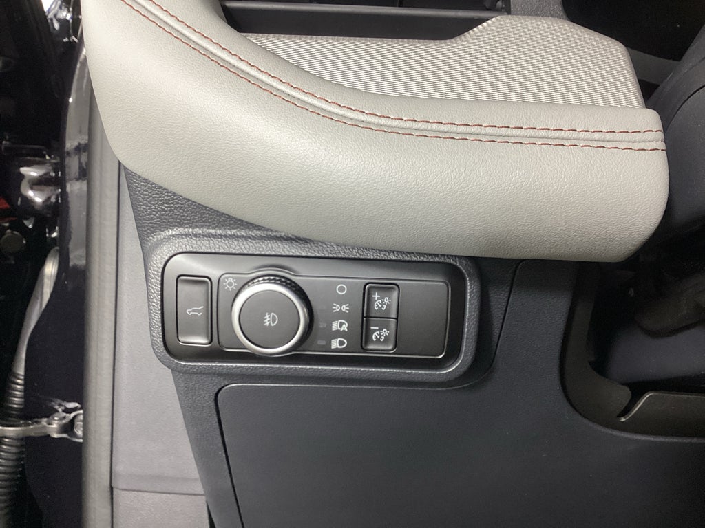 2027 Ford Explorer 4DR 4WD ACTIVE