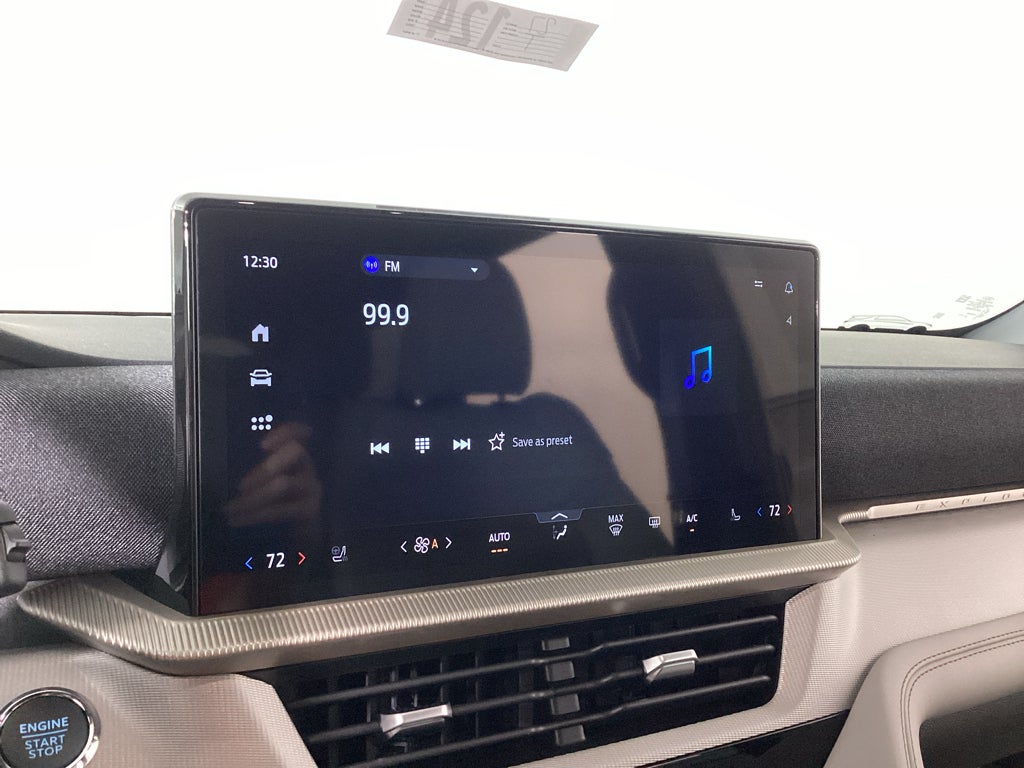 2027 Ford Explorer 4DR 4WD ACTIVE
