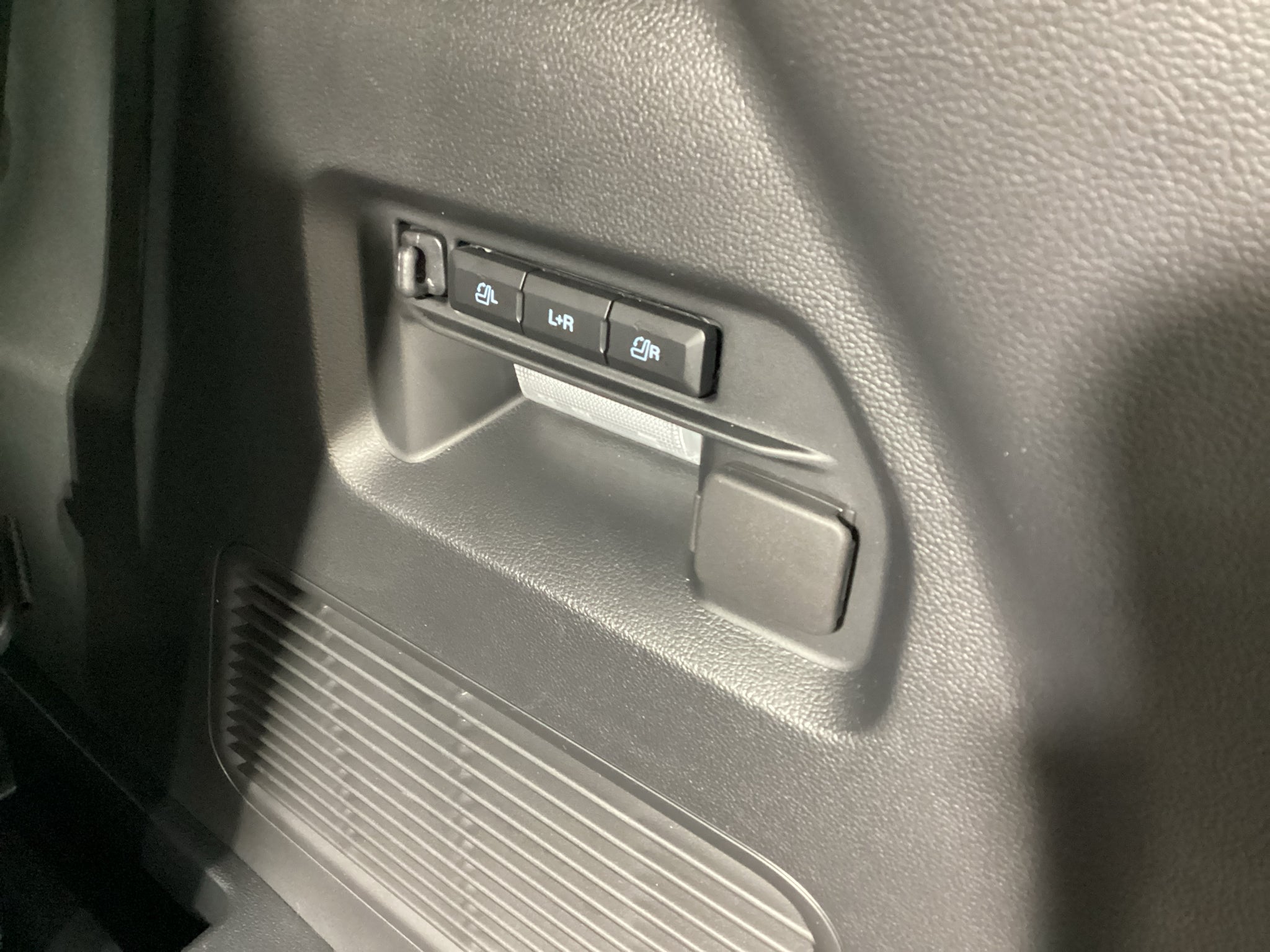 2027 Ford Explorer Platinum™
