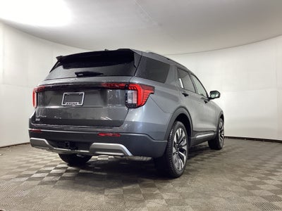 2027 Ford Explorer Platinum™