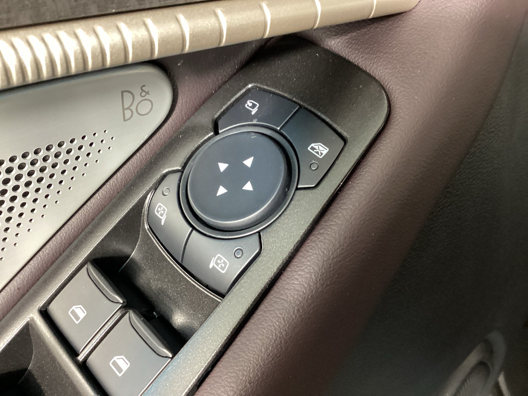 2027 Ford Explorer Platinum™