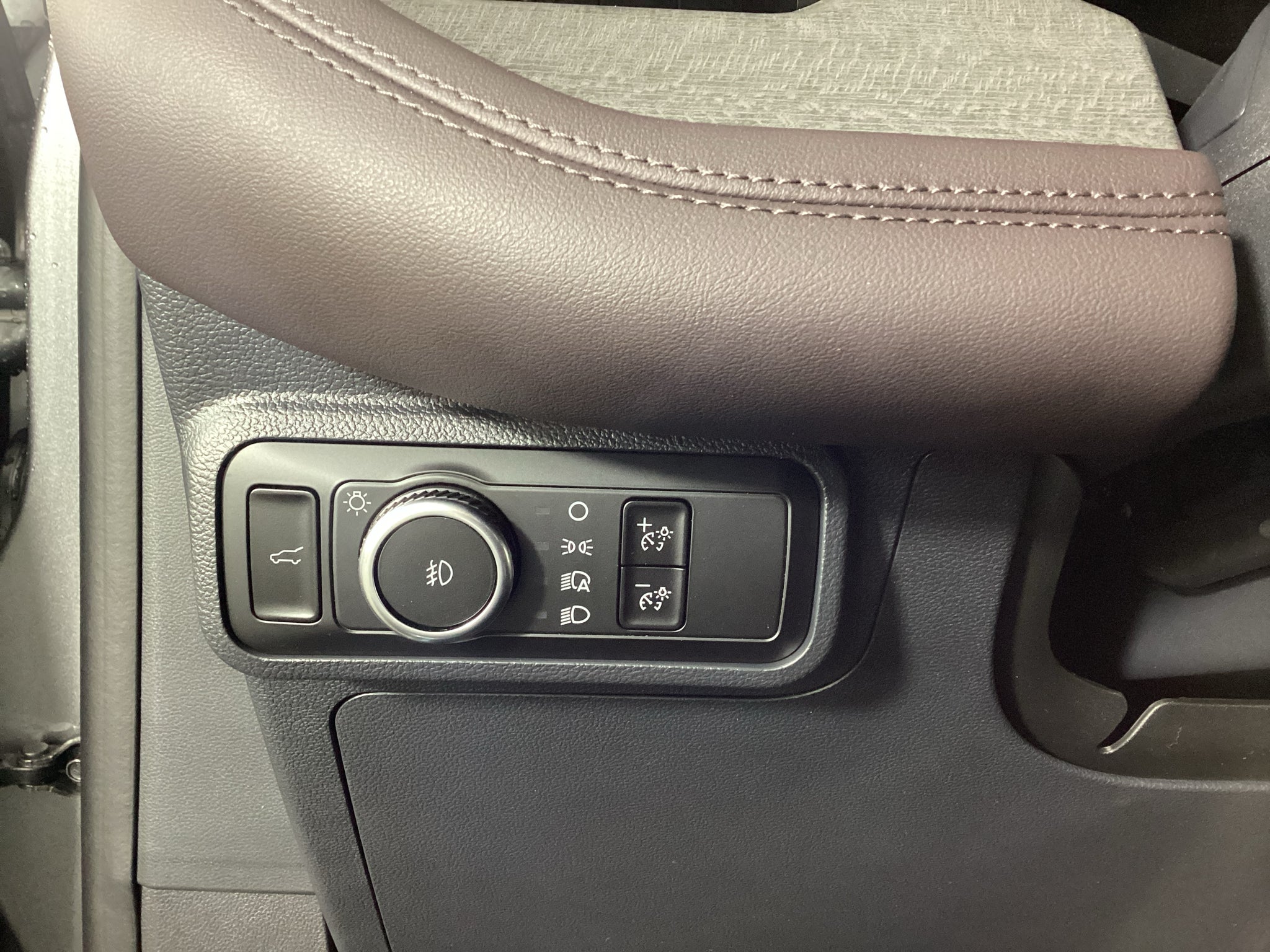 2027 Ford Explorer Platinum™