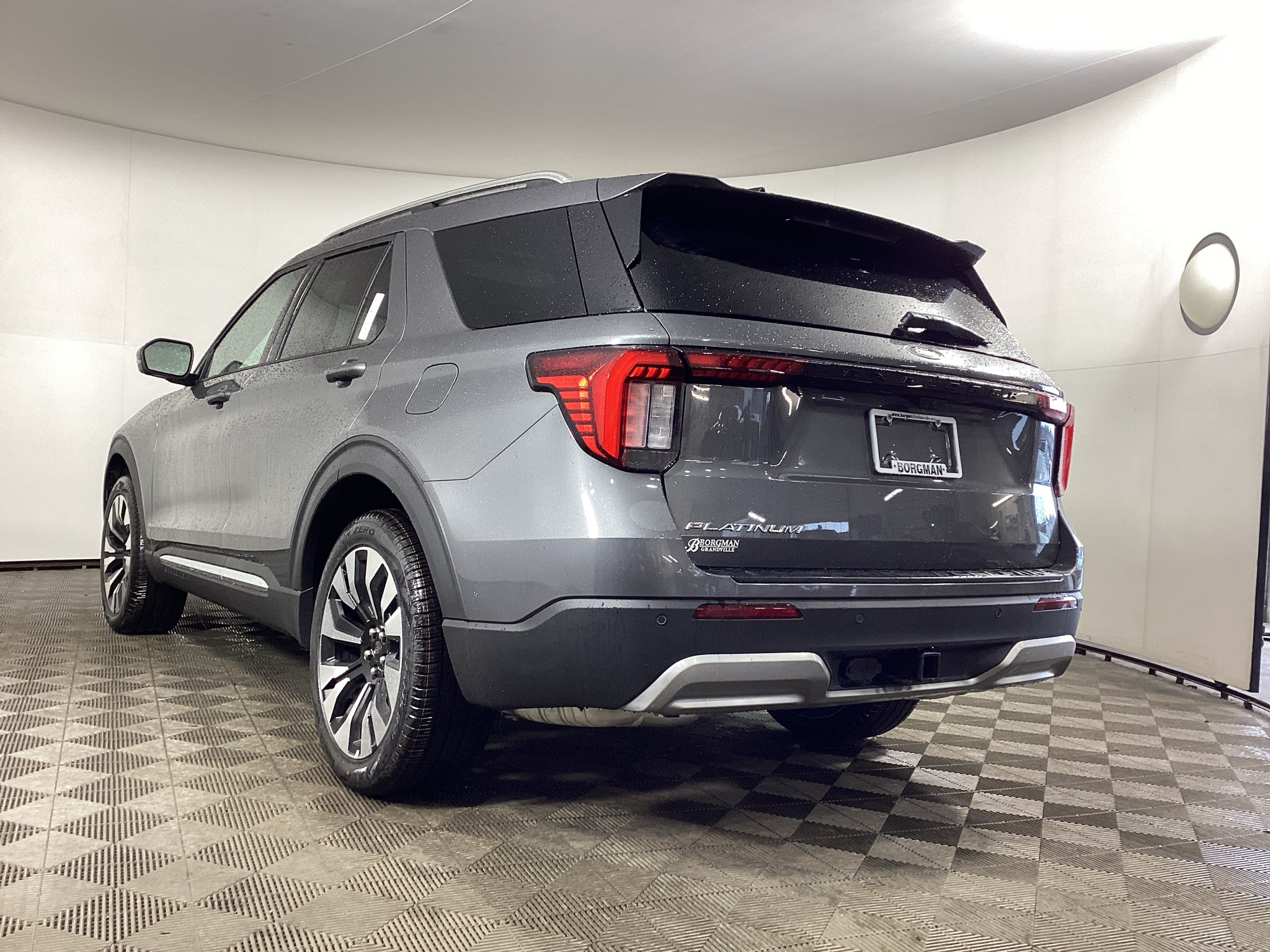 2027 Ford Explorer Platinum™