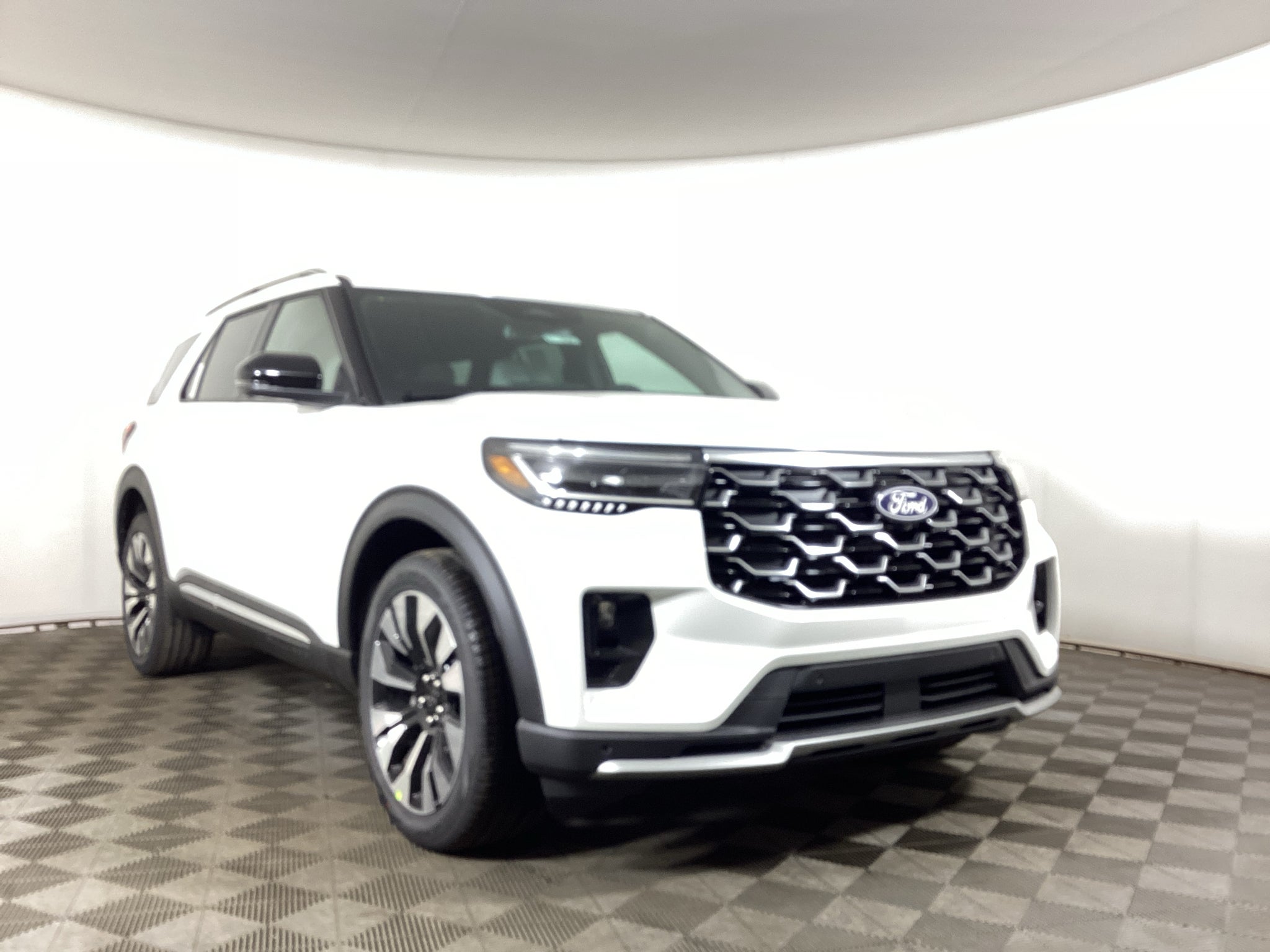 2027 Ford Explorer Platinum™