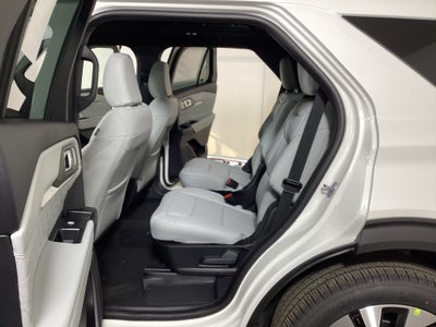 2027 Ford Explorer Platinum™