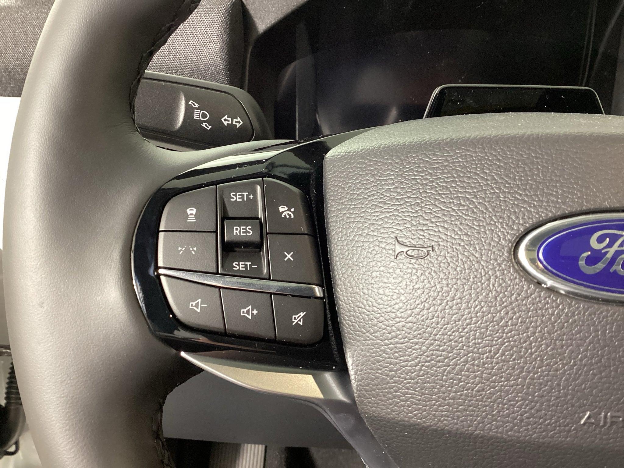 2027 Ford Explorer Platinum™