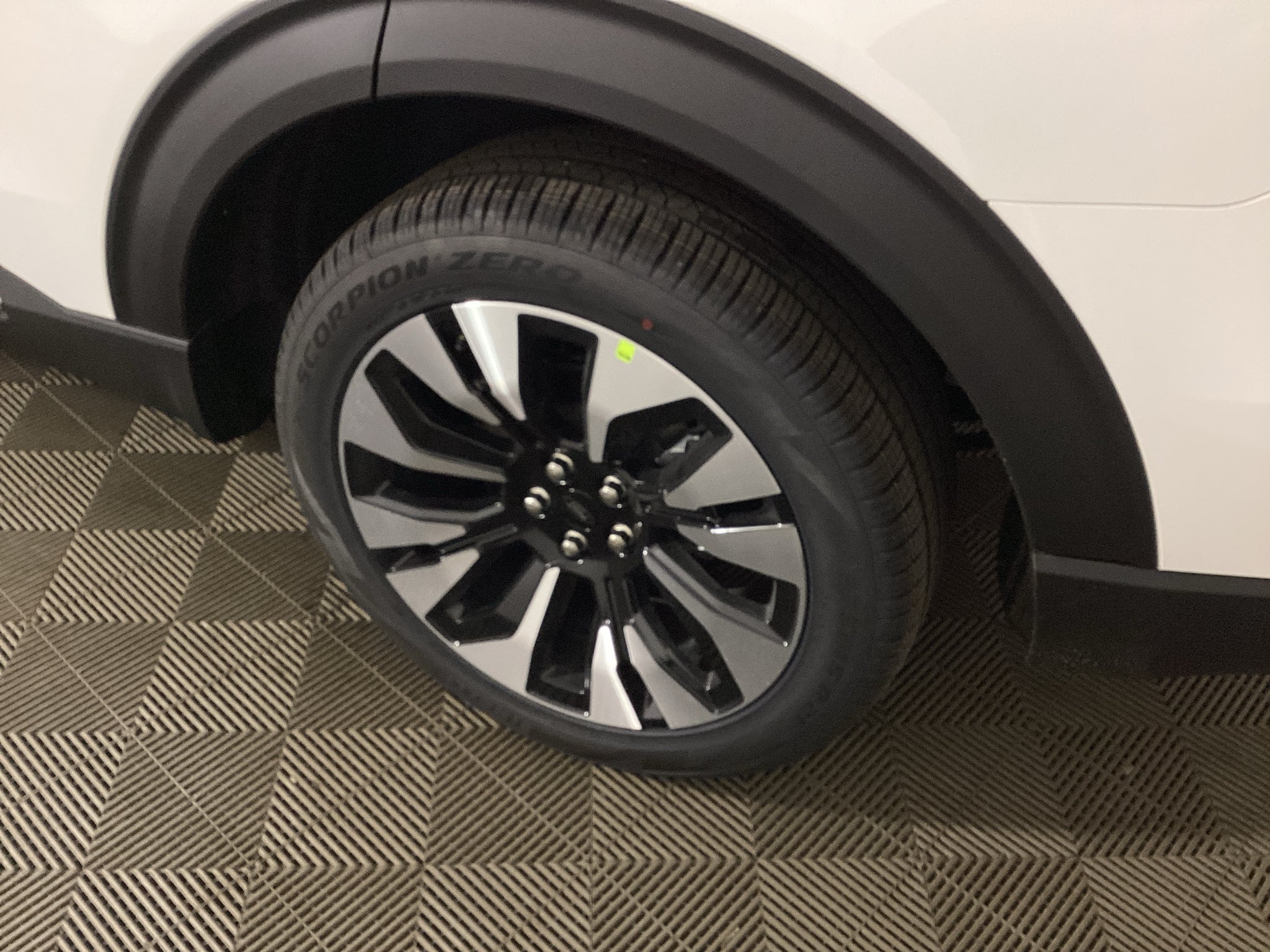 2027 Ford Explorer Platinum™