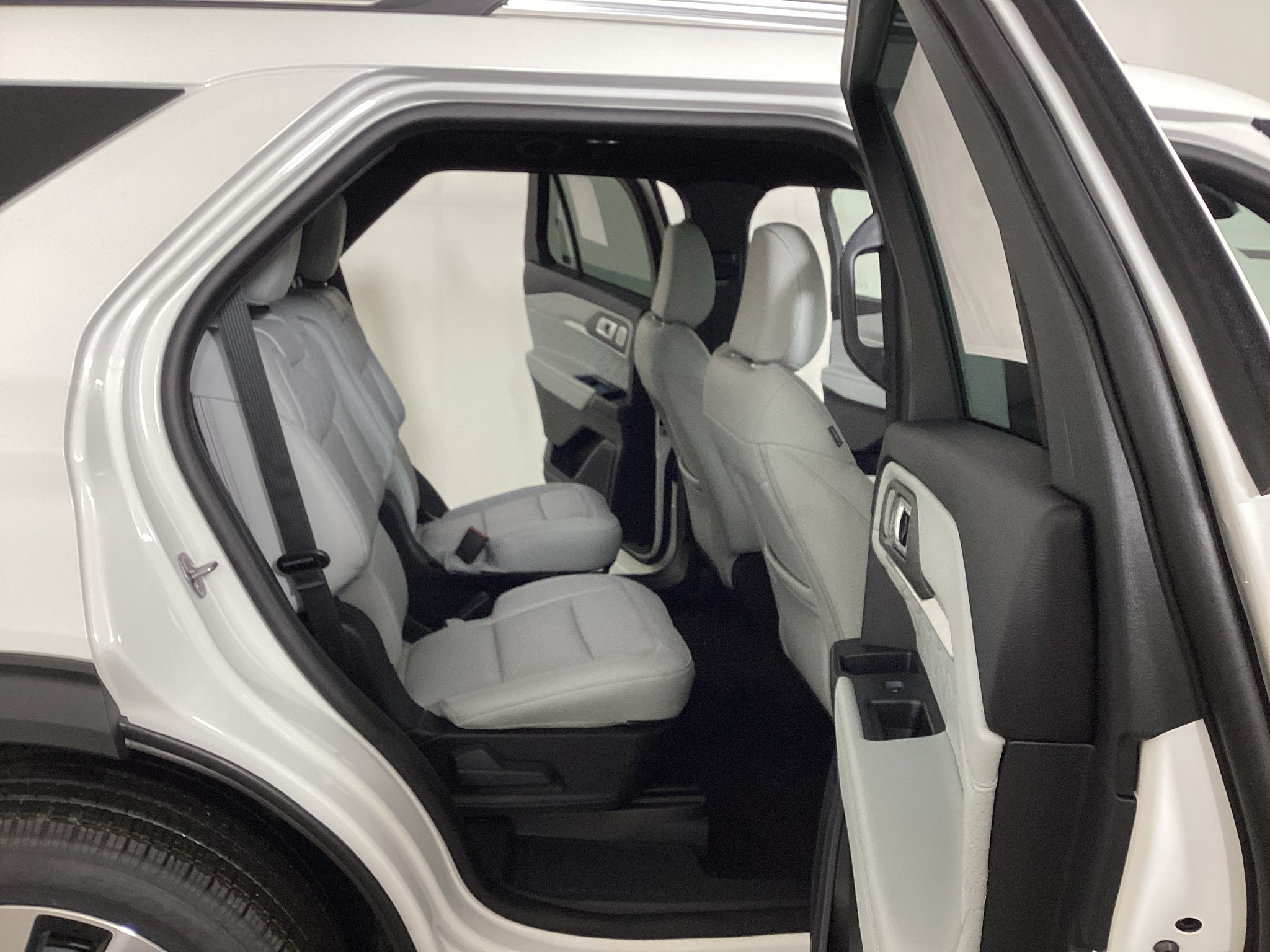 2027 Ford Explorer Platinum™