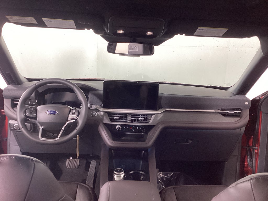 2027 Ford Explorer 4DR 4WD PLTNM
