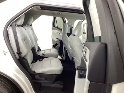 2026 Ford Explorer Platinum™