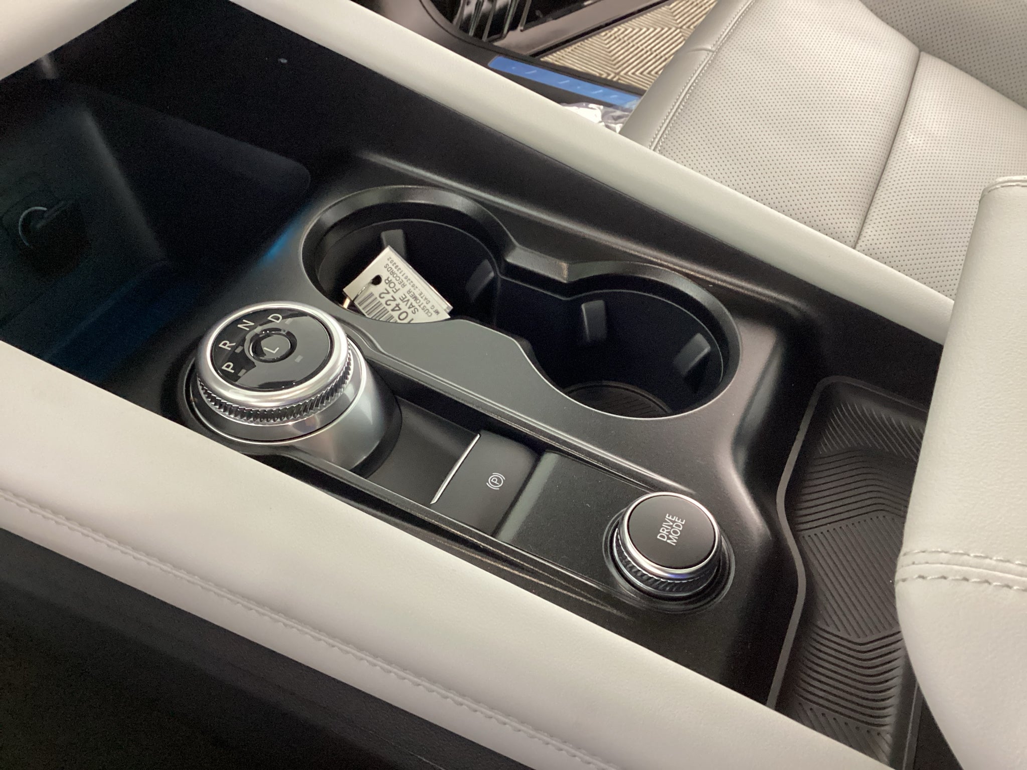 2027 Ford Explorer Platinum™