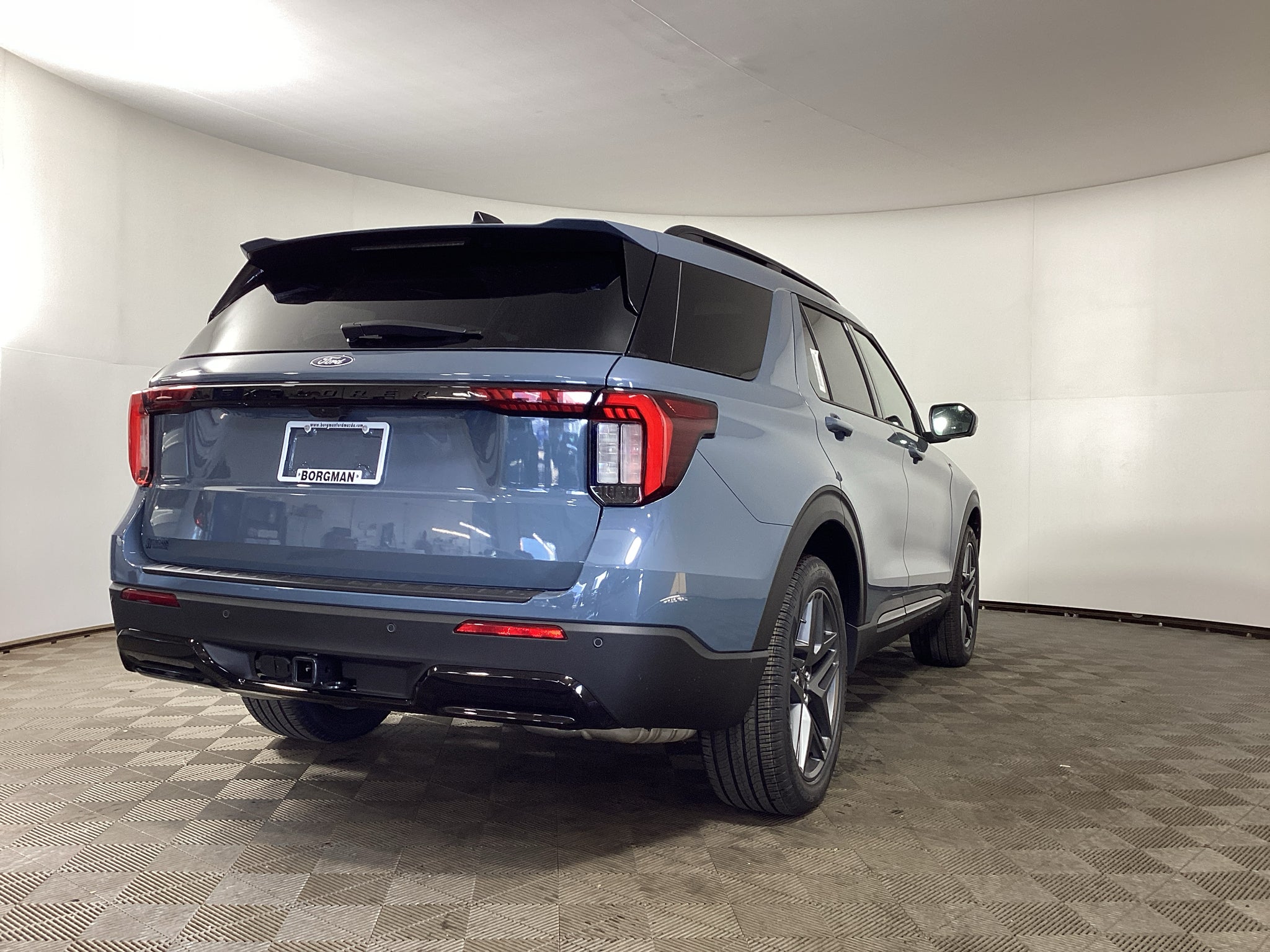 2027 Ford Explorer ST-Line