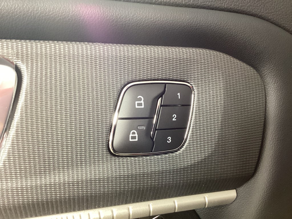 2027 Ford Explorer 4DR 4WD ST-LINE
