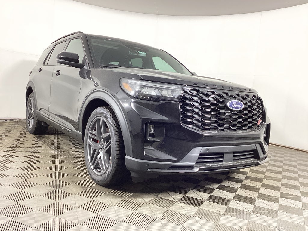 2026 Ford Explorer ST 4WD's photo